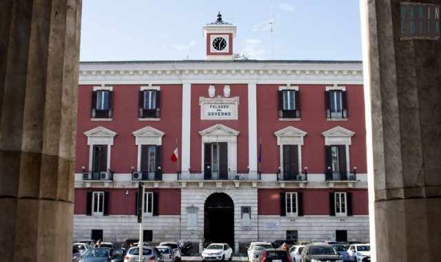 Il quartiere Murat: tra negozi e uffici i gioielli sopravvissuti nel 